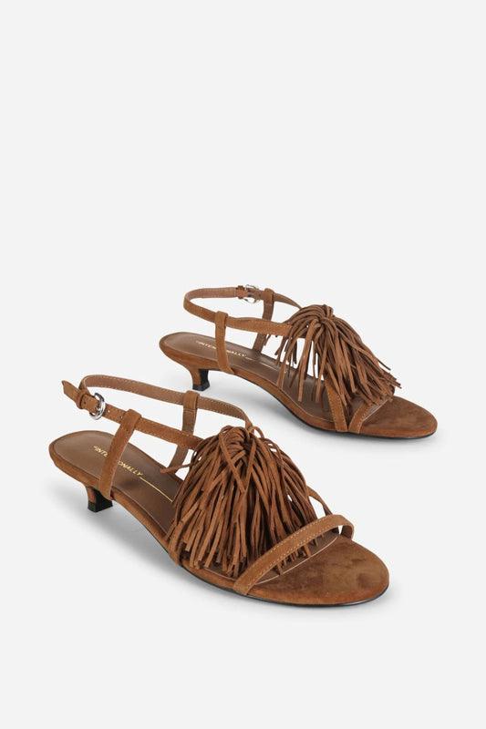 Intentionally Blank Chaperone Kitten Heel - Saddle