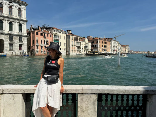 Hi, Love Puffer Fanny Pack - Shimmer Black