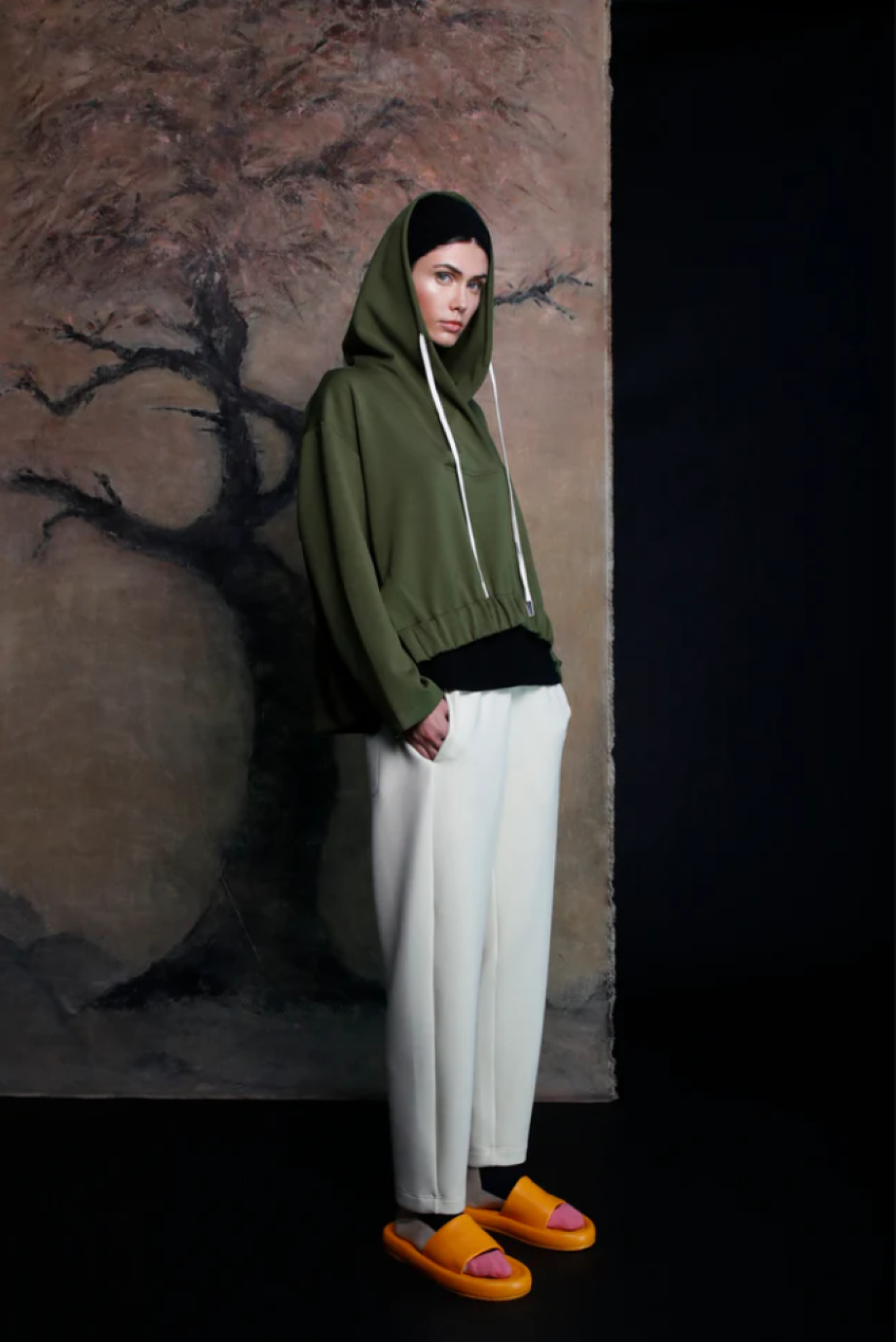 Psophia Hooded Sweatshirt - Kaki