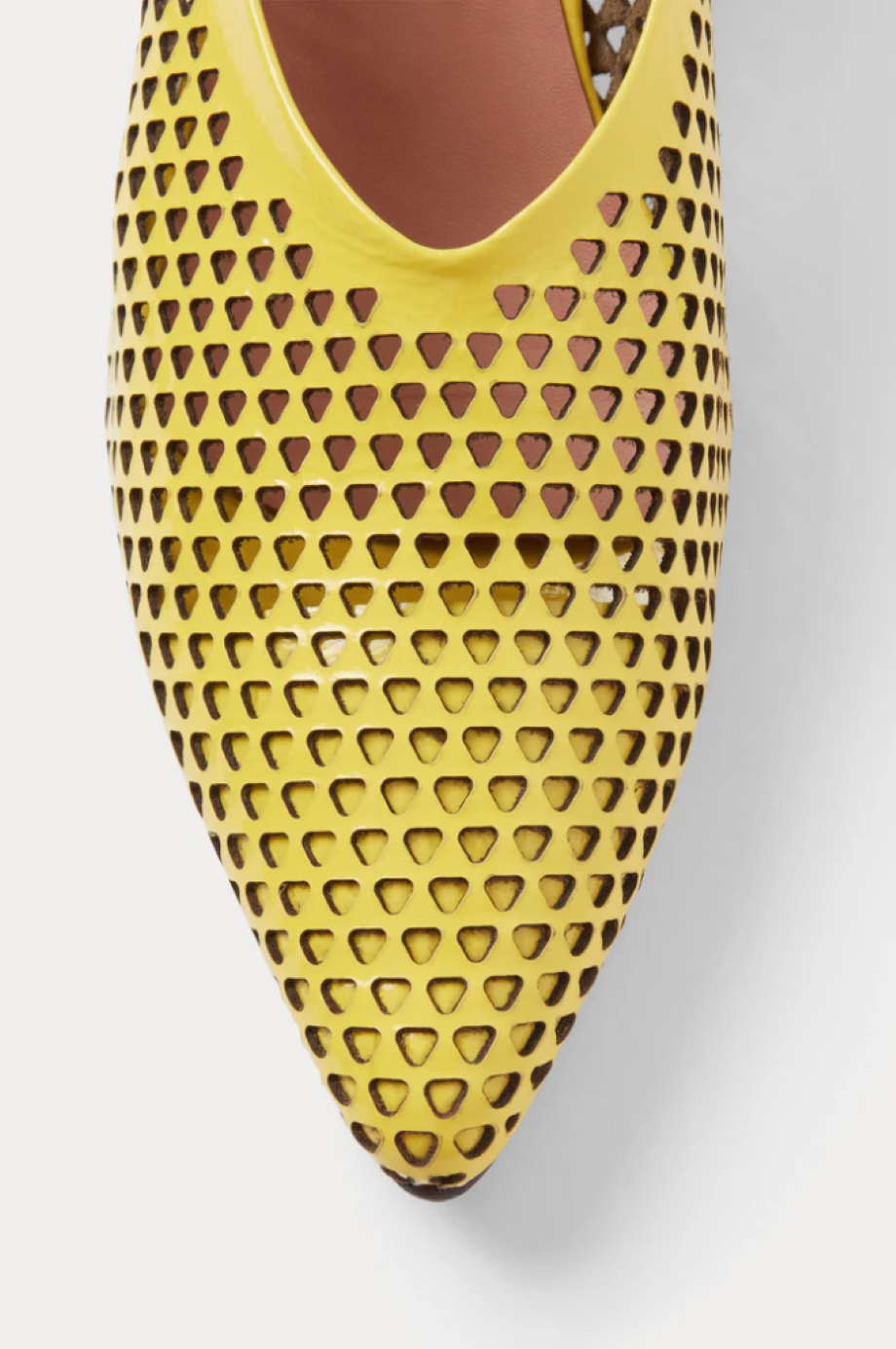 Rachel Comey Clemmie S-Punch Kitten Heel - Banana