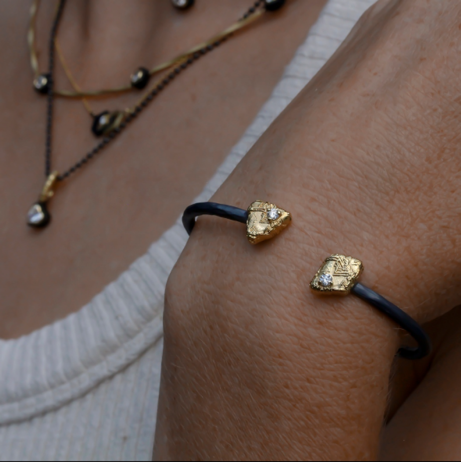 Sarah Graham Trigon Cuff Bracelet - 18K Yellow Gold