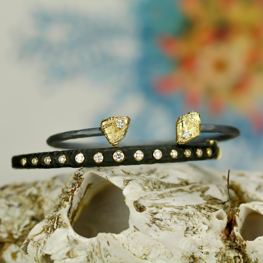 Sarah Graham Trigon Cuff Bracelet - 18K Yellow Gold