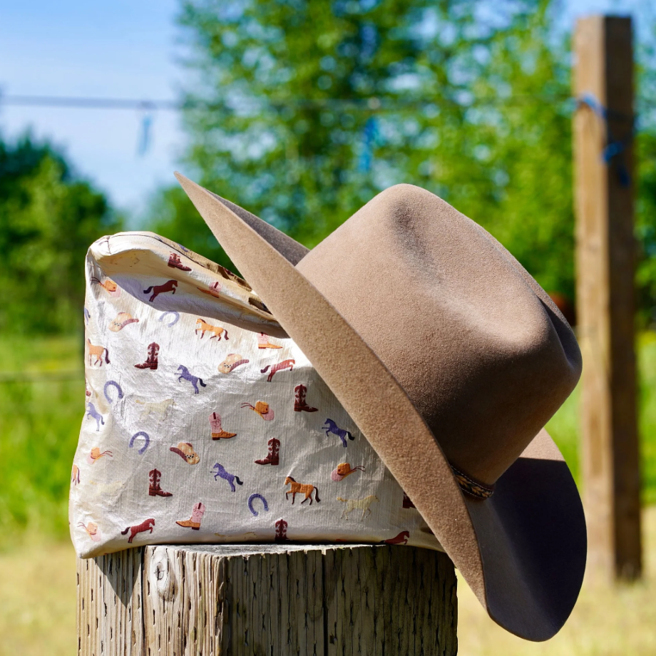 Hi, Love Medium Zipper Pack - Western Equestrian Shimmer Beige