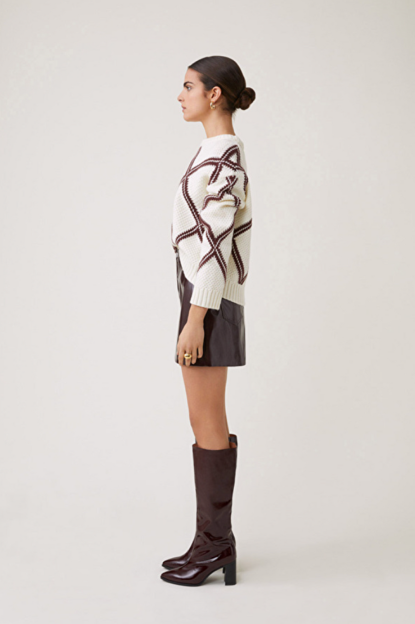 Suncoo Precha Diamond Pattern Sweater - White/Brown