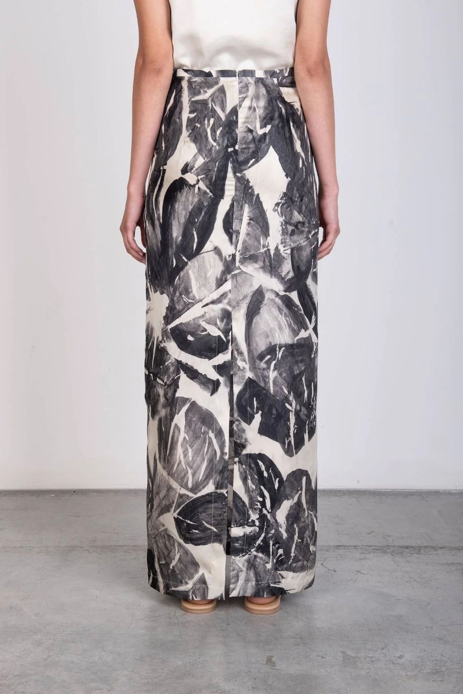 Alysi Brushed Print Silk Maxi Skirt - Black