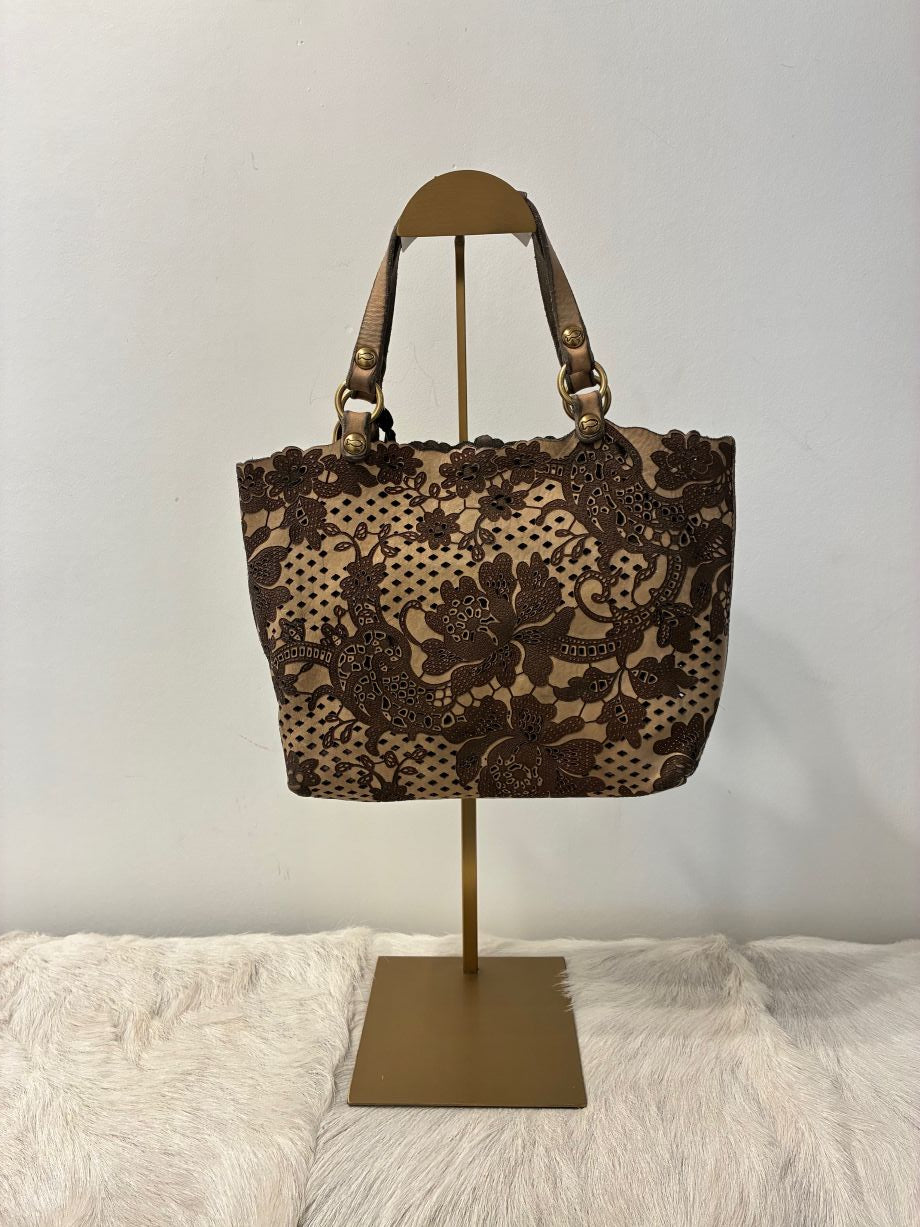 Campomaggi Maura Perforated Crossbody Bag - Ghiaccio