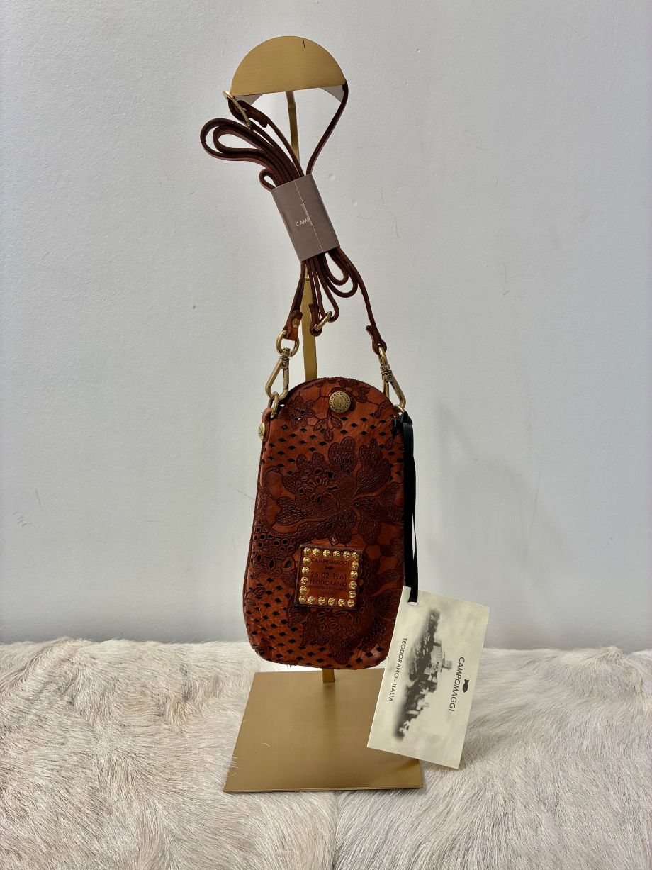 Campomaggi Virna Perforated Phone Case - Cognac