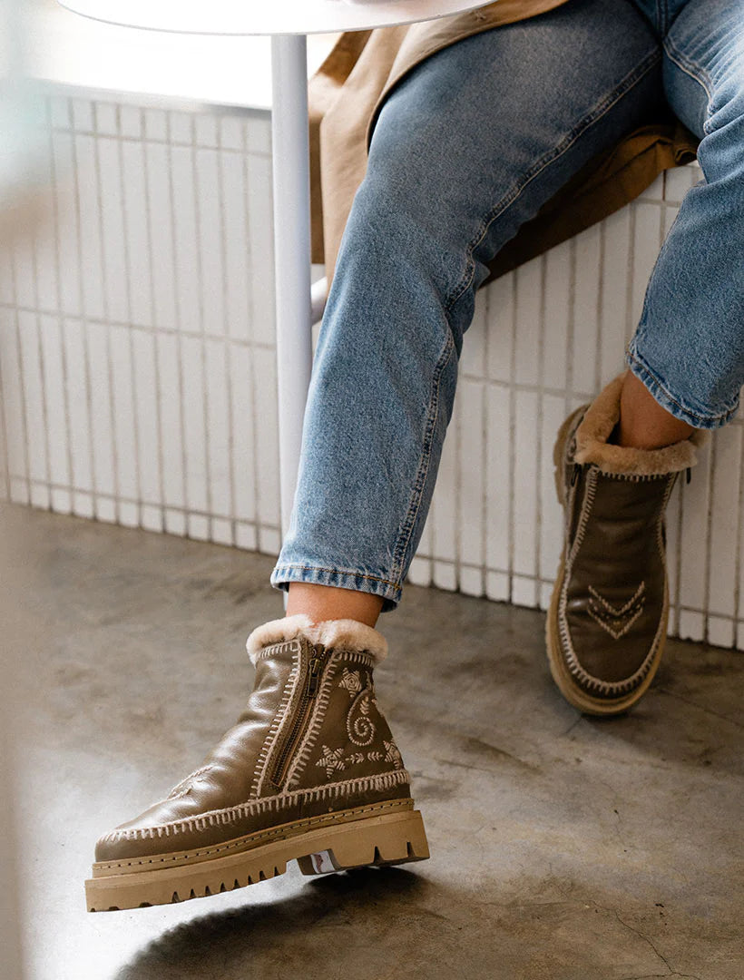 Laidback London Setsu 3.0 Paisley Embroidered Ankle Boot - Otter/Wheat
