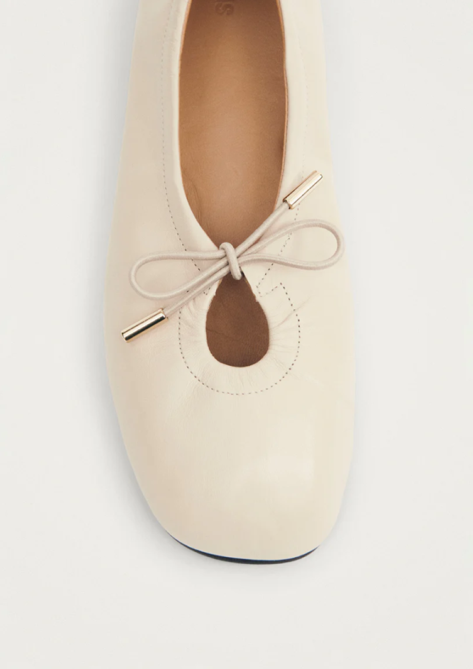 Alohas Rosalind Leather Ballet Flat - Cream