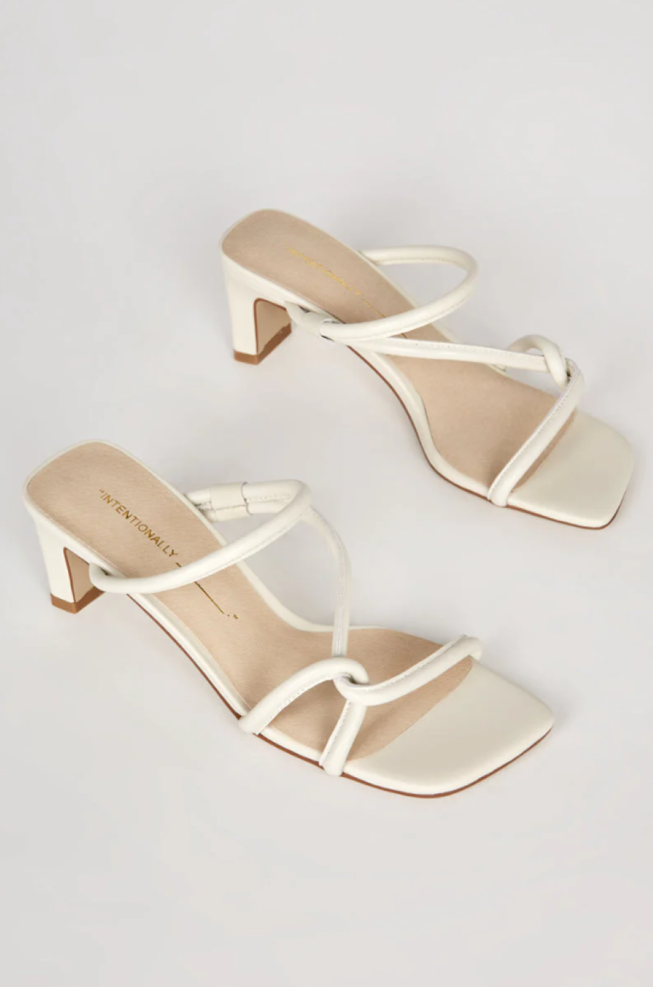 Intentionally Blank Willow Sandal - Cream