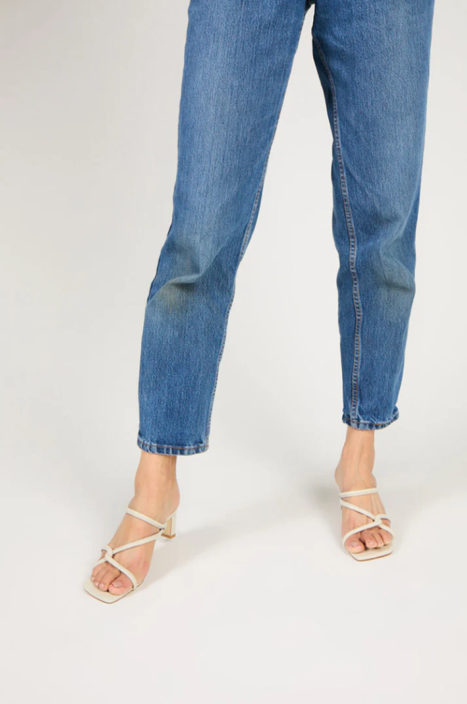 Intentionally Blank Willow Sandal - Cream