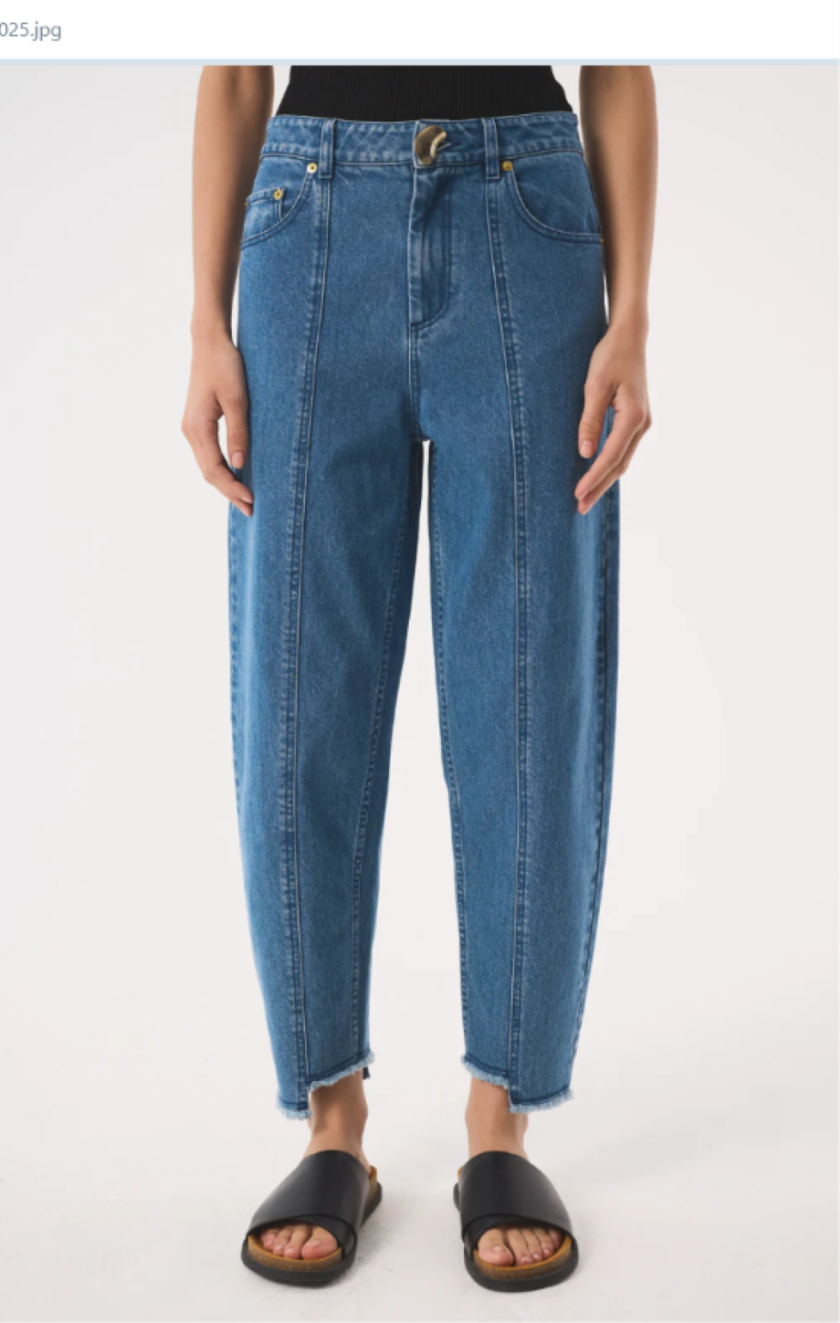 AKYN Slim Barrel Jeans - Midwash
