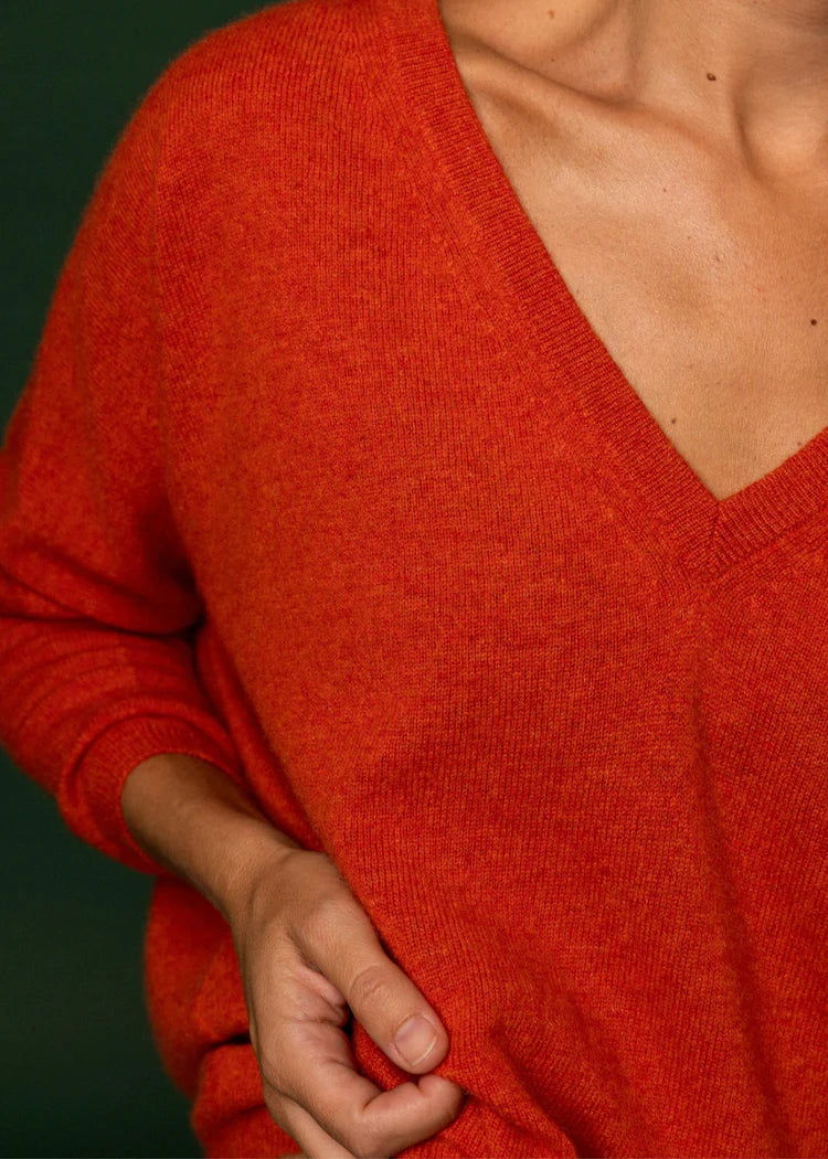 Stone V-Neck Cashmere Sweater - Burnt Orange