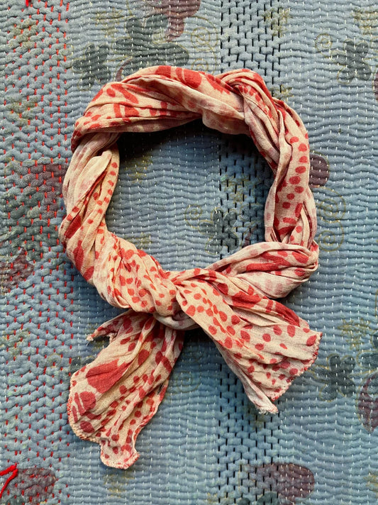 Maison Hotel Peonia Goa Scarf - Pink Martini