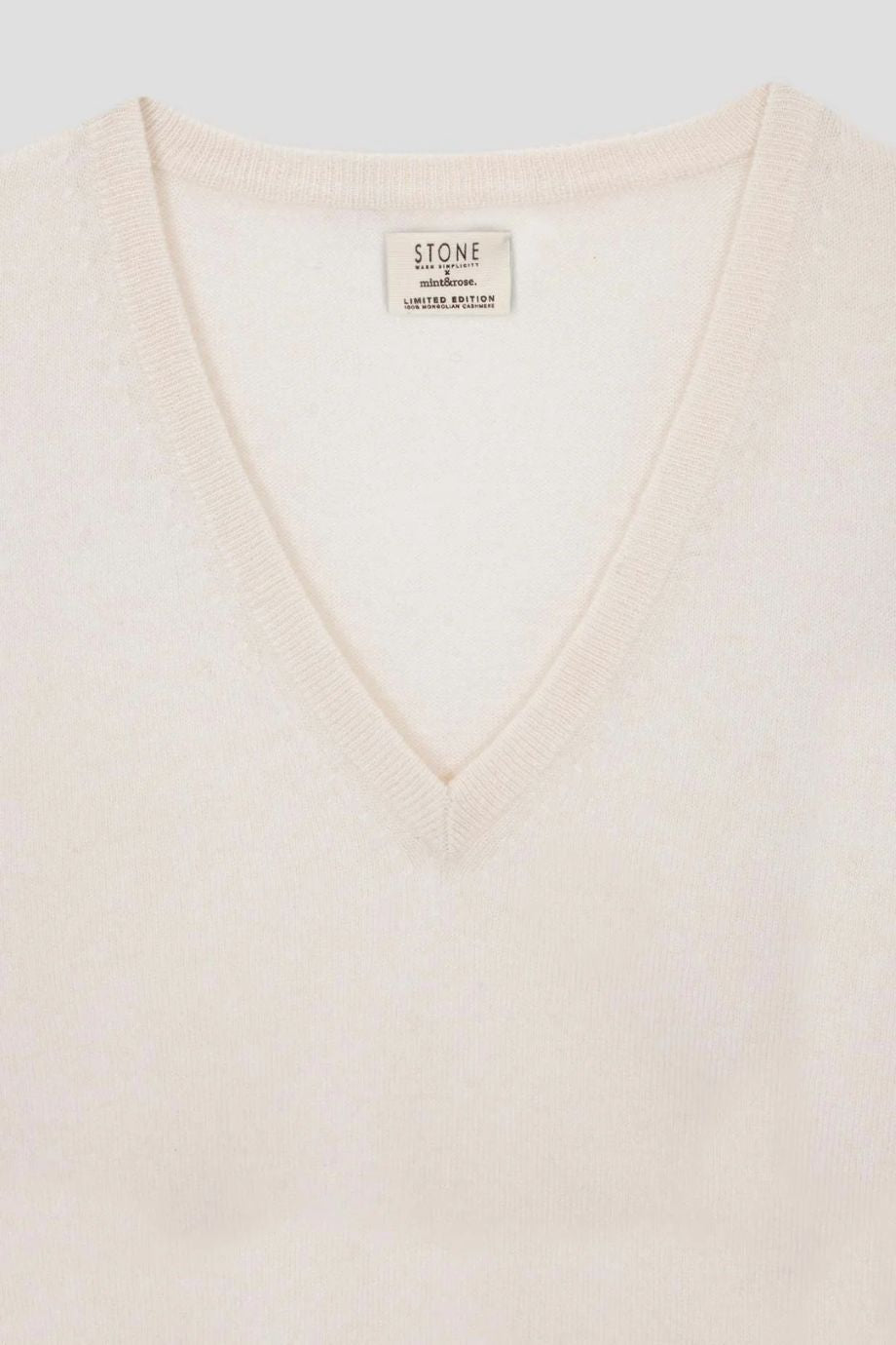Stone V-Neck Cashmere Sweater - Warm White