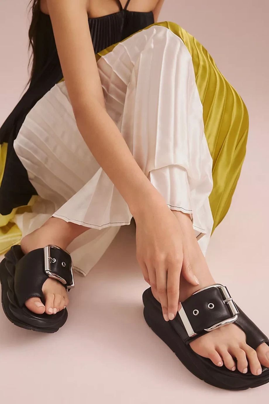 4CCCCEES Mellow Glow Sandal - Black