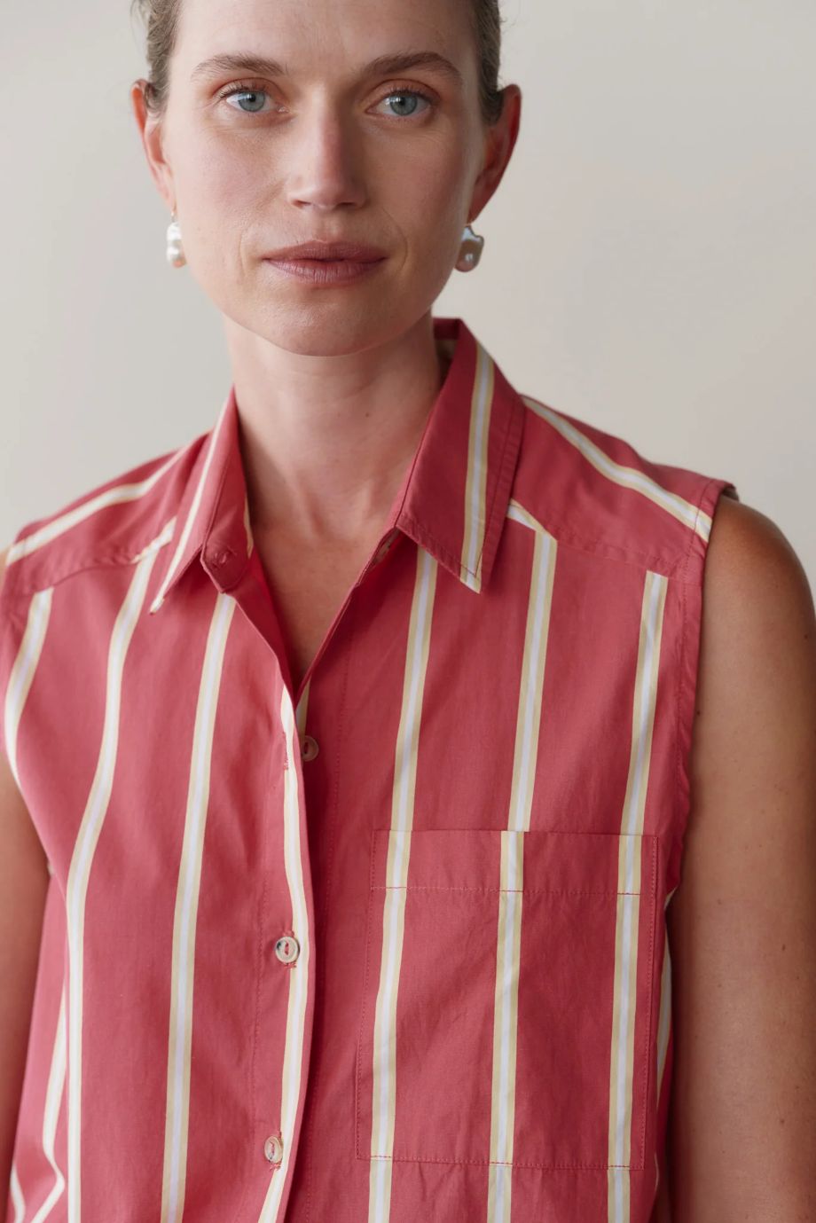 Donni Pop Stripe Sleevelss Shirt - Raspberry Stripe